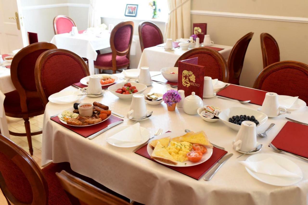 Rockfield Manor B&b, Knock 5*